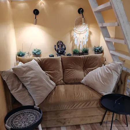 アパート Ausros Vartai